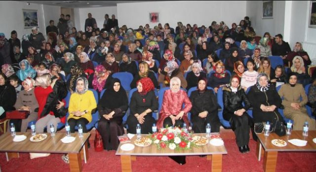 Küresünni Kadınlar'dan referandum toplantısı