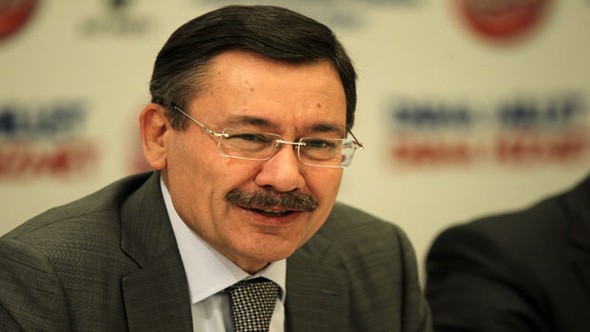 Melih Gökçek hastane iddialarına adeta ateş püksürdü